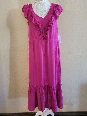 Time and Tru Women's Sleeveless Hot Pink Dress with V-Neck Ruffles Sz L- NEW